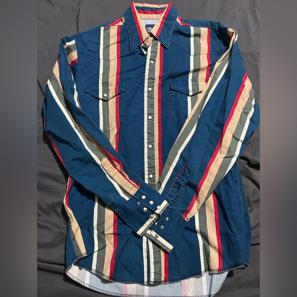 Vintage Men’s wrangler pearl snap shirt